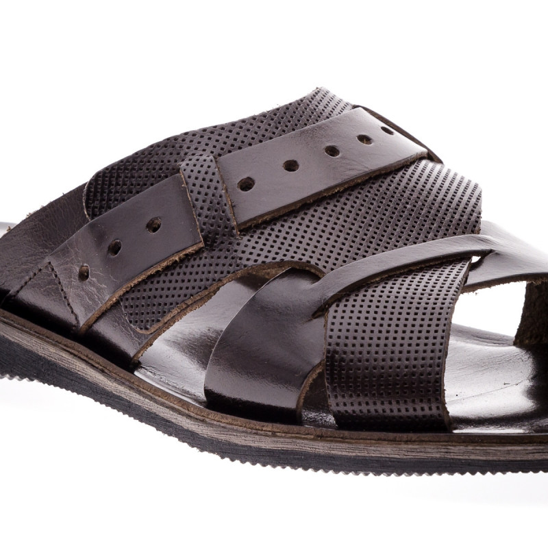 Girza vīriešu iešļūcenes