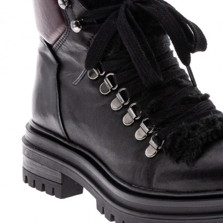 Sieviešu zābaki Creator