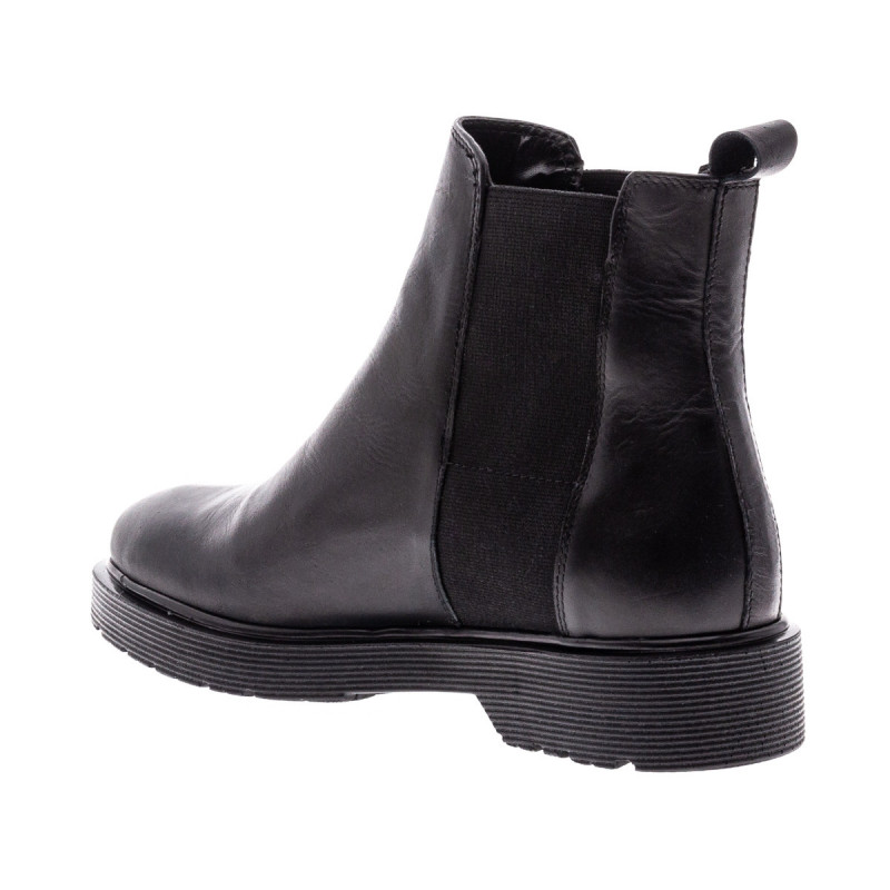 Sieviešu zābaki Pregunta