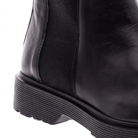 Sieviešu zābaki Pregunta