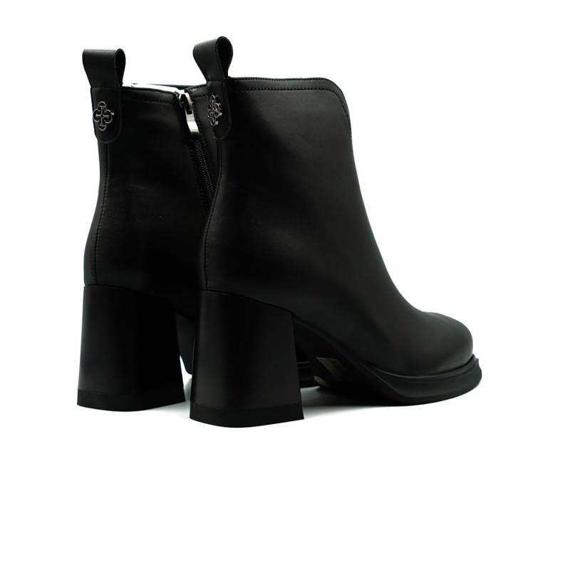 Zābaki sievietēm Cambell