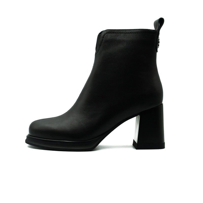 Zābaki sievietēm Cambell