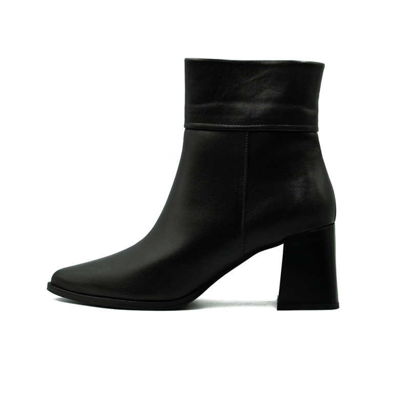 Guero sieviešu zābaki