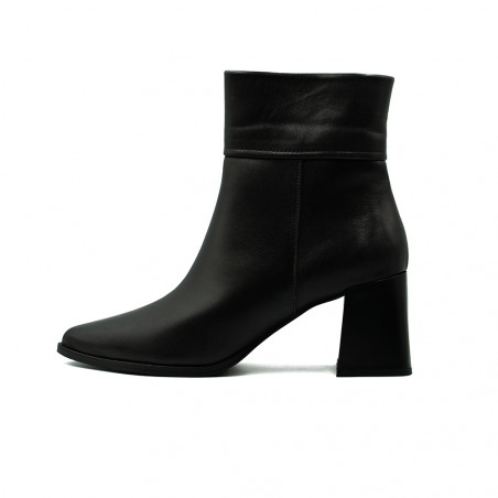 Guero sieviešu zābaki