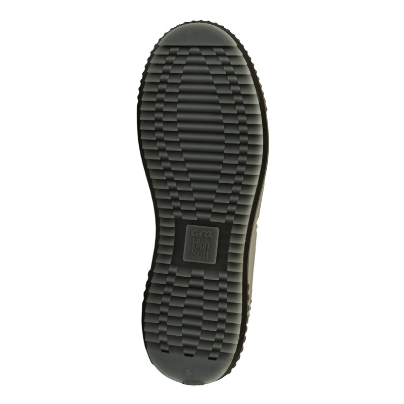 Ara sieviešu zābaki