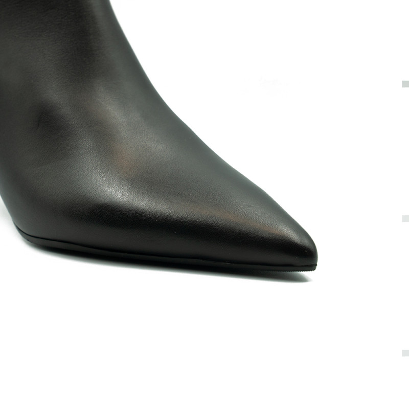 Nicolo Ferretti sieviešu zābaki