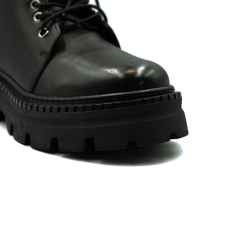 Nicolo Ferretti sieviešu puszābaki