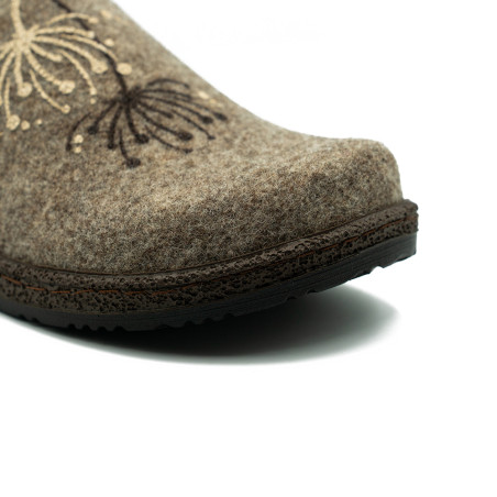 Inblu čības sievietēm