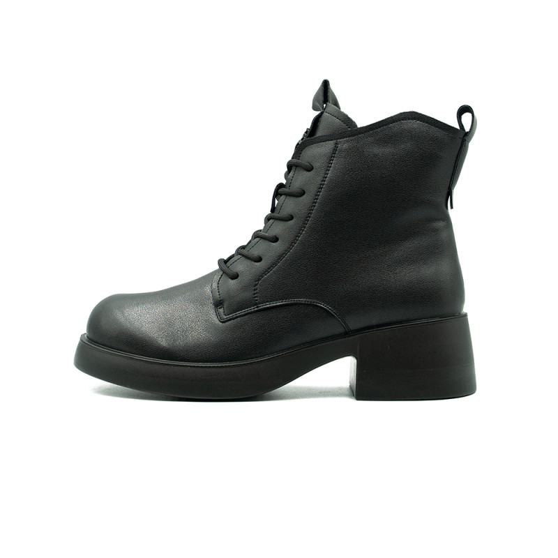 Loretta Vitalezābaki sievietēm