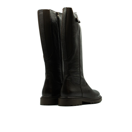 Nicolo Ferretti zābaki sievietēm