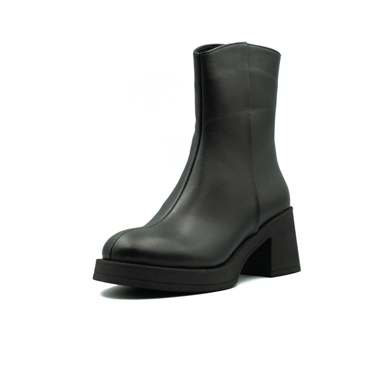 Nicolo Ferretti sieviešu zābaki