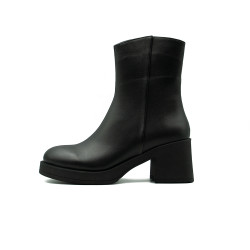 Nicolo Ferretti sieviešu zābaki