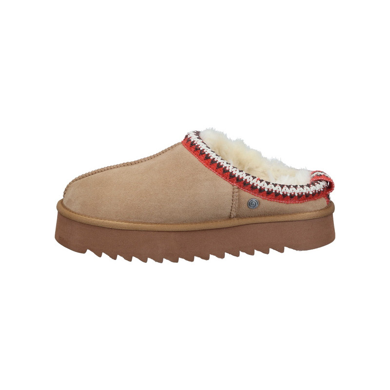 Polking sieviešu iešļūcenes