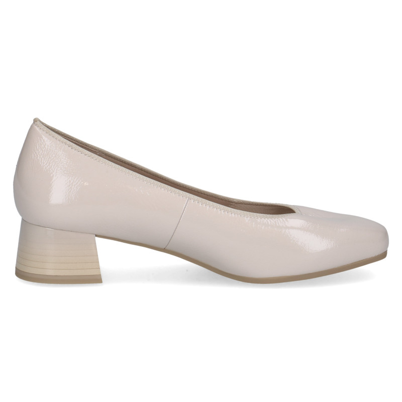 Caprice sieviešu kurpes