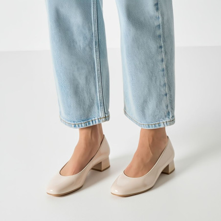 Caprice sieviešu kurpes